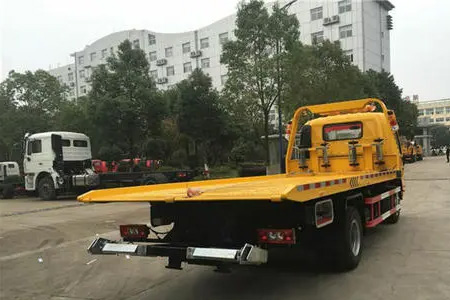 道路救援24小时救援拖车泸石高速-长深高速拖车-救援公司平台